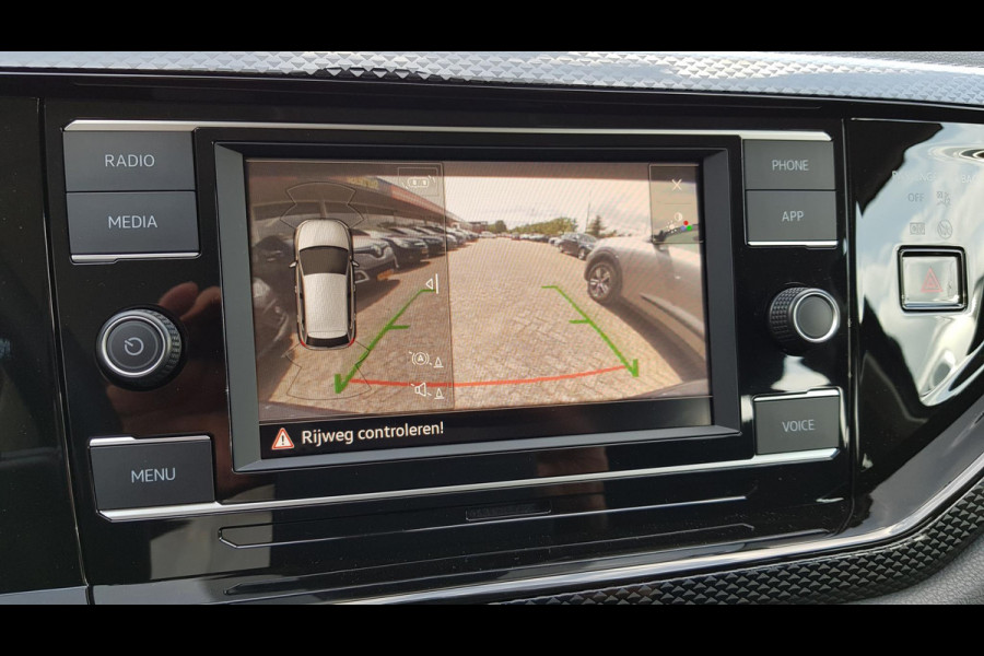 Volkswagen Polo 1.0 TSI Automaat Life Navigatie Climate Control Stoelverwarming Digitale cockpit Camera Parkeer sensoren Led DAB