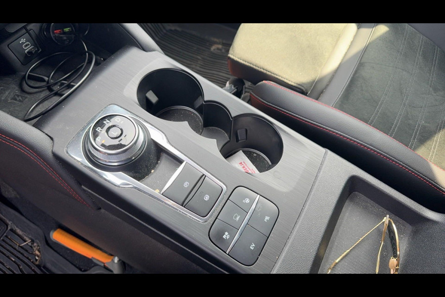 Ford Kuga 2.5 PHEV ST-Line X | Wegklapbare Trekhaak 1500KG | AGR-Stoelen | Stoel + Stuurverwarming | Camera | Adaptive Cruise Control |