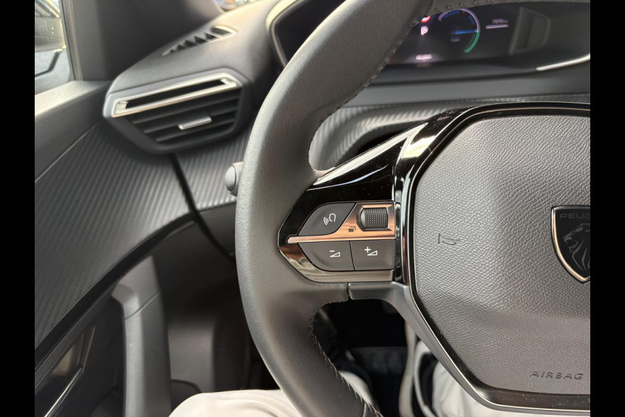 Peugeot e-2008 EV Allure 54 kWh Parkeerhulp/Carplay-Android-auto/Warmtepomp/Cruise-control