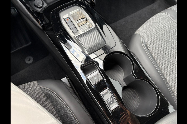 Peugeot e-2008 EV Allure 54 kWh Parkeerhulp/Carplay-Android-auto/Warmtepomp/Cruise-control