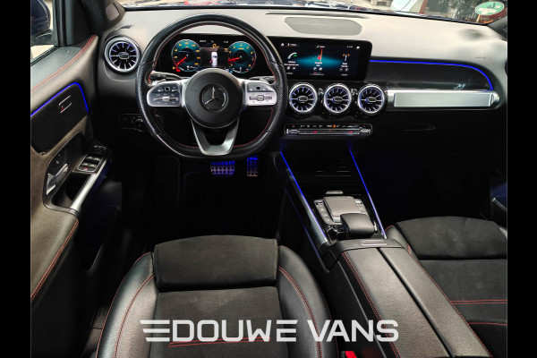 Mercedes-Benz Glb 200 Automaat Panorama AMG-Line Trekhaak Ambiente Verli. Stoelverw. Navi Night Pakket