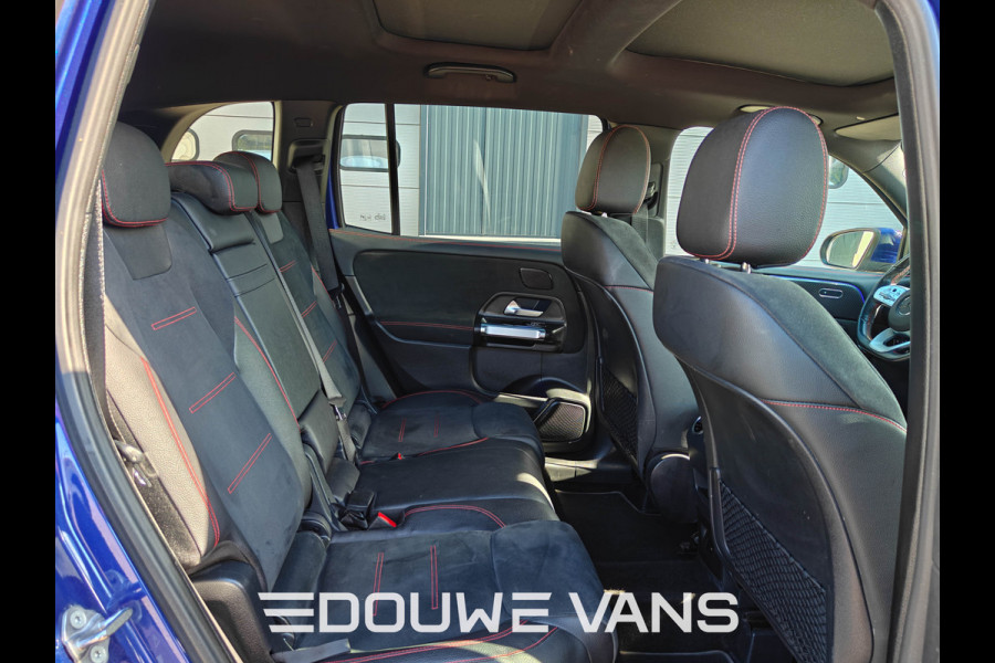 Mercedes-Benz Glb 200 Automaat Panorama AMG-Line Trekhaak Ambiente Verli. Stoelverw. Navi Night Pakket