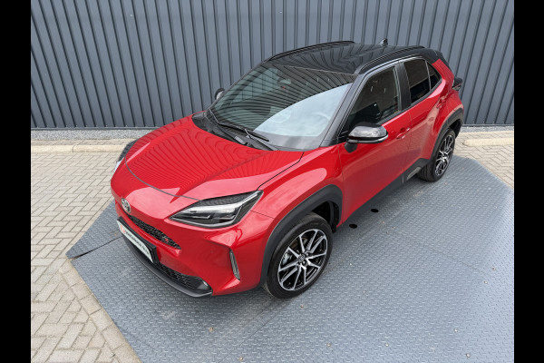 Toyota Yaris Cross 1.5 Hybrid 130 GR SPORT | Head-up display | Emotinal RED | 10 jr GARANTIE | Rijklaar!!