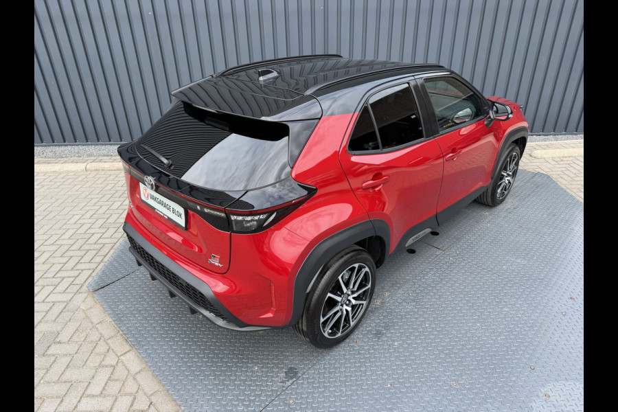 Toyota Yaris Cross 1.5 Hybrid 130 GR SPORT | Head-up display | Emotinal RED | 10 jr GARANTIE | Rijklaar!!