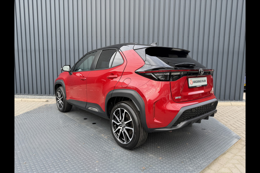 Toyota Yaris Cross 1.5 Hybrid 130 GR SPORT | Head-up display | Emotinal RED | 10 jr GARANTIE | Rijklaar!!