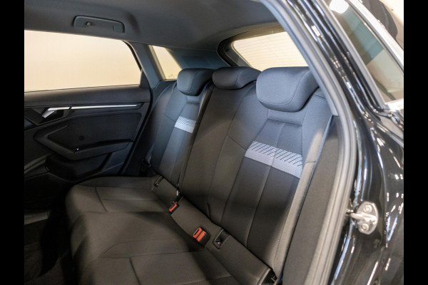 Audi A3 Sportback 35 TFSI Advanced edition / 150pk / NAP / Stoelverwarming / Adaptieve cruise control / Sportstoelen /