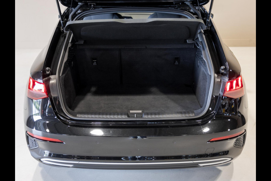Audi A3 Sportback 35 TFSI Advanced edition / 150pk / NAP / Stoelverwarming / Adaptieve cruise control / Sportstoelen /