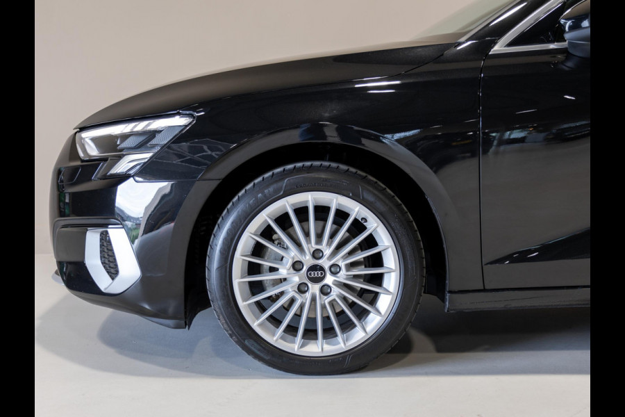 Audi A3 Sportback 35 TFSI Advanced edition / 150pk / NAP / Stoelverwarming / Adaptieve cruise control / Sportstoelen /