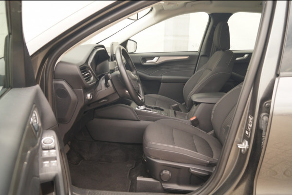 Ford Kuga 2.5 PHEV Titanium -NAVI-CAM-TREKHAAK-NAVI-
