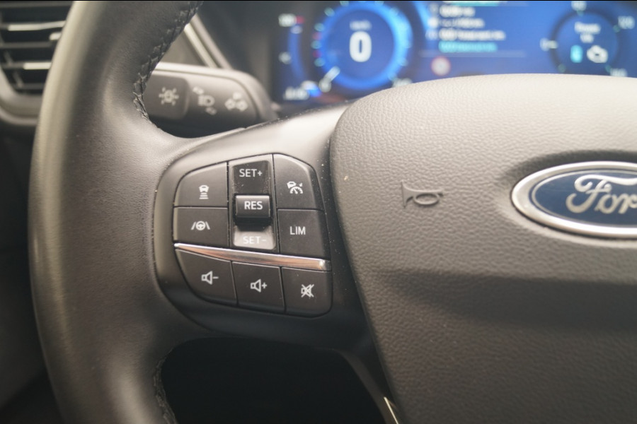 Ford Kuga 2.5 PHEV Titanium -NAVI-CAM-TREKHAAK-NAVI-