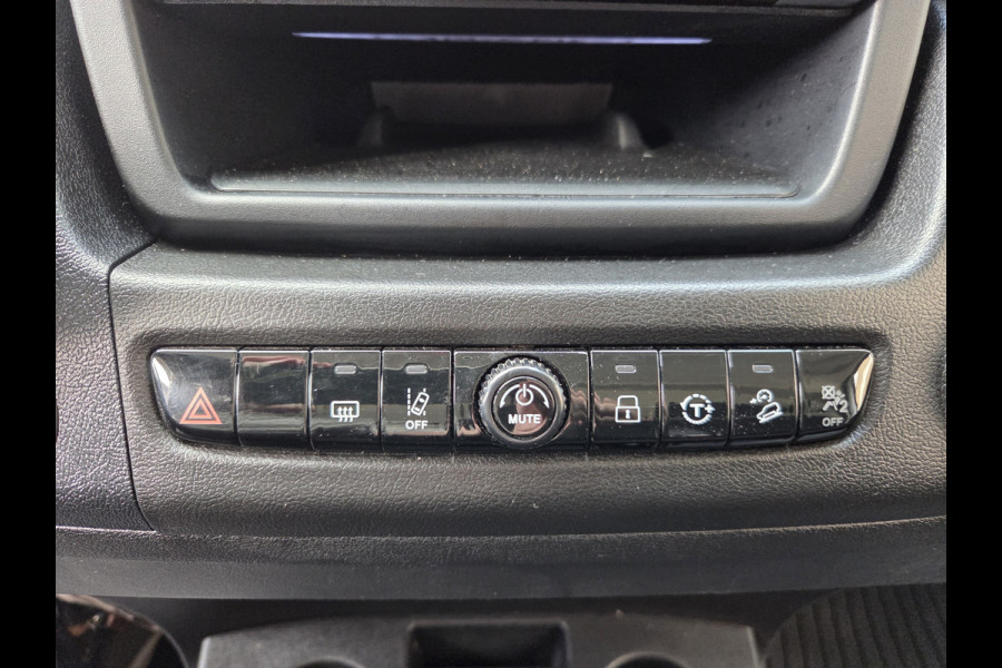 Renault Master /Peugeot Boxer NIEUW MODEL 2.2 BlueHDi 140 Pk L3H2 ECC Airco - Achteruitrijcamera - Cruisecontrol - Navigatie