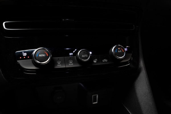 Opel Mokka 1.2 T GS Leer Navi Camera Stuur- & Stoelverwarm. PDC Climate Carplay Keyless Entry + start Cruise LM velgen Nieuw!