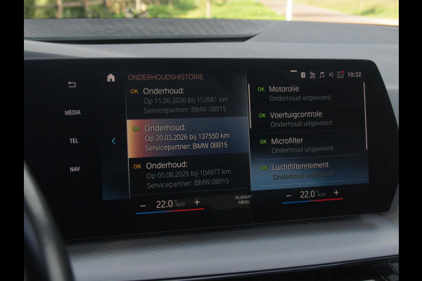 BMW 2 Serie Active Tourer 225e xDrive | Panoramadak | Harman Kardon | Camera| Sfeerverlichting | NL-Auto |