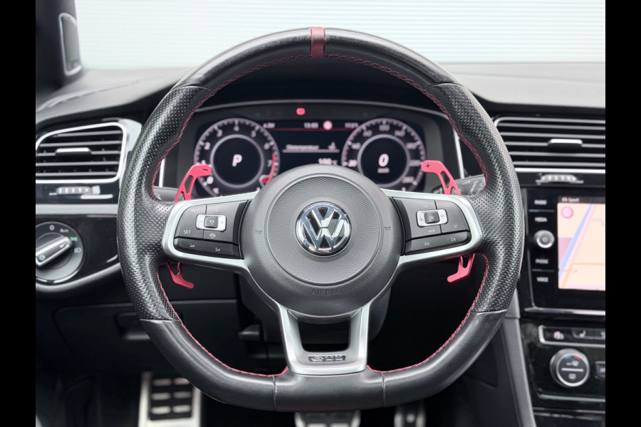 Volkswagen Golf 2.0 TSI GTI TCR Pano/Keyless/Camera