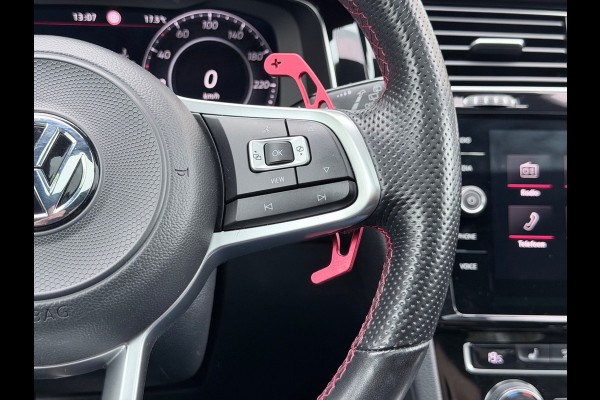Volkswagen Golf 2.0 TSI GTI TCR Pano/Keyless/Camera