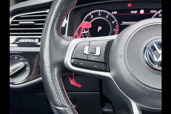Volkswagen Golf 2.0 TSI GTI TCR Pano/Keyless/Camera