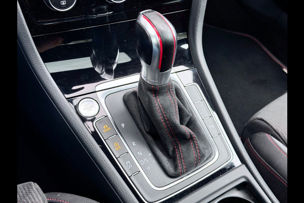 Volkswagen Golf 2.0 TSI GTI TCR Pano/Keyless/Camera