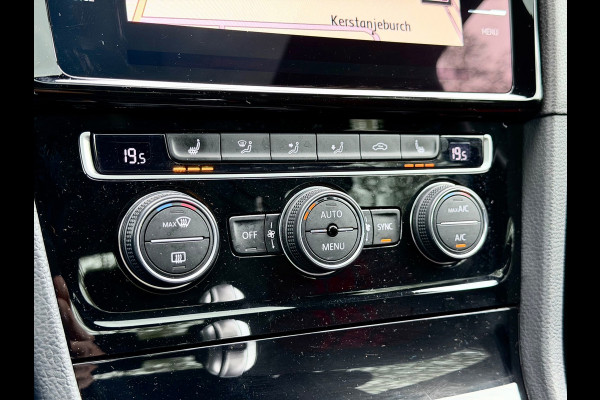 Volkswagen Golf 2.0 TSI GTI TCR Pano/Keyless/Camera