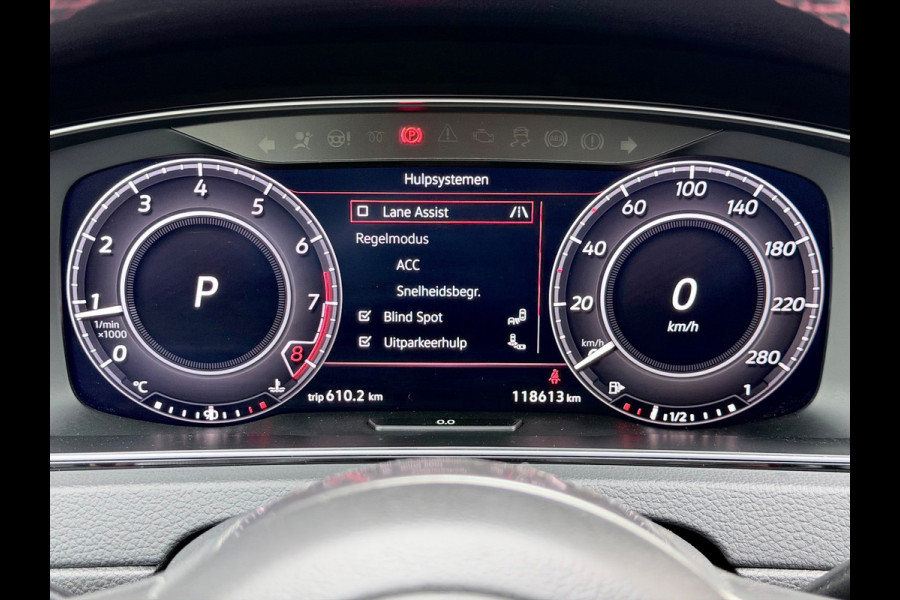 Volkswagen Golf 2.0 TSI GTI TCR Pano/Keyless/Camera