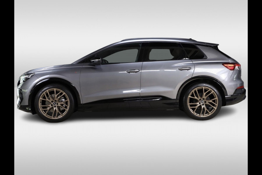 Audi Q4 e-tron 50 quattro Launch edition S Competition 77 kWh / 360Camera / Head-up / Leder / Matrix LED / Warmtepomp / 21'' / CarPlay / Keyless / Sonos / Stoelverwarming / Dodehoek / DAB / ACC