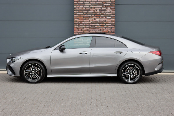 Mercedes-Benz CLA-Klasse 250 e AMG Line | Panoramadak | Distronic | Memory | HUD | Keyless Go | Multibeam LED | Augmented Reality | Advanced Sound System |