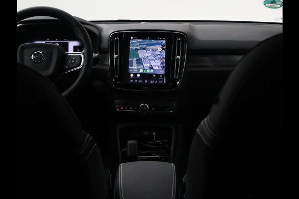 Volvo C40 SINGLE MOTOR EXTENDED RANGE PLUS 82 kWh 97% SOH + ELEK. TREKHAAK | 20 INCH | PANORAMA | CAMERA