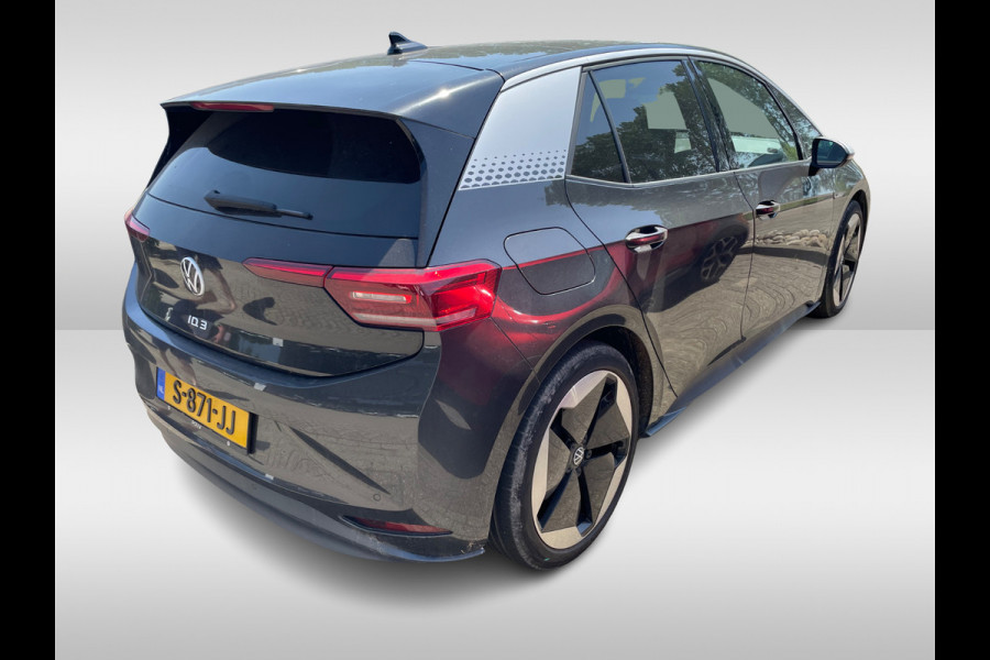 Volkswagen ID.3 First Max 58 kWh / Full option! / Panoramadak / Camera / Head-up / Keyless / 20'' / ACC / Dodehoek / Elektr. stoelen / Massage / Navigatie / Stuurverwarming