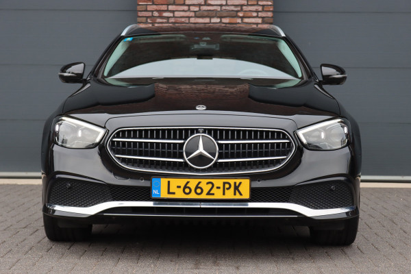 Mercedes-Benz E-Klasse Estate 300 e Business Solution Luxury | Trekhaak | Augmented Reality | Surround Camera | Keyless Go | Sfeerverlichting | Dodehoekassistent | Multibeam LED |