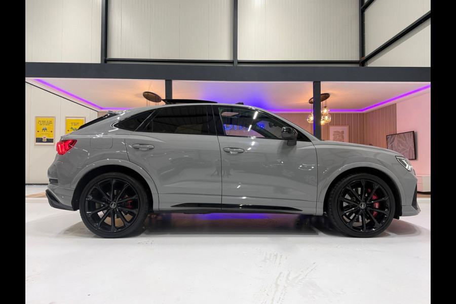 Audi RS Q3 Sportback 2.5 TFSI QUATTRO|Pano | Nardo Grey | Matrix LED | B&O | RS Sportstoelen | Keyless | Blindspot
