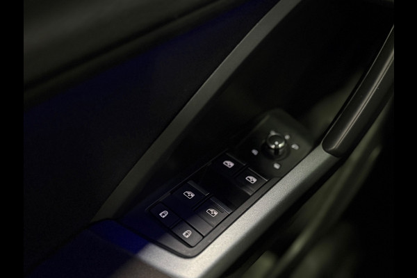 Audi RS Q3 Sportback 2.5 TFSI QUATTRO|Pano | Nardo Grey | Matrix LED | B&O | RS Sportstoelen | Keyless | Blindspot