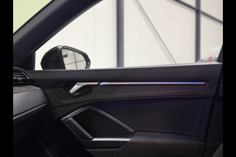 Audi RS Q3 Sportback 2.5 TFSI QUATTRO|Pano | Nardo Grey | Matrix LED | B&O | RS Sportstoelen | Keyless | Blindspot