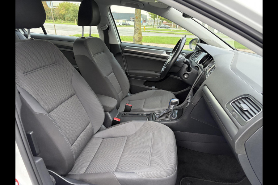 Volkswagen e-Golf e-Golf ✓SOH 85,18 %✓2e Eigenaar✓Carplay✓Navi✓Clima✓Cruise✓Pdc V+A✓136pk✓Lm velgen✓Bj 12-2018✓N.A.P✓Apk tot 10-2027