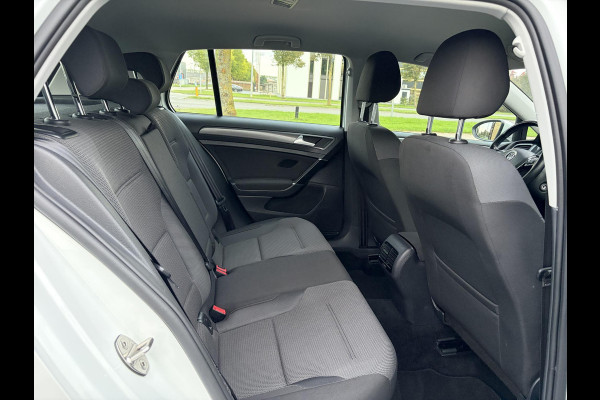 Volkswagen e-Golf e-Golf ✓SOH 85,18 %✓2e Eigenaar✓Carplay✓Navi✓Clima✓Cruise✓Pdc V+A✓136pk✓Lm velgen✓Bj 12-2018✓N.A.P✓Apk tot 10-2027
