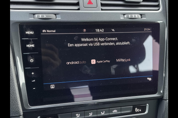 Volkswagen e-Golf e-Golf ✓SOH 85,18 %✓2e Eigenaar✓Carplay✓Navi✓Clima✓Cruise✓Pdc V+A✓136pk✓Lm velgen✓Bj 12-2018✓N.A.P✓Apk tot 10-2027