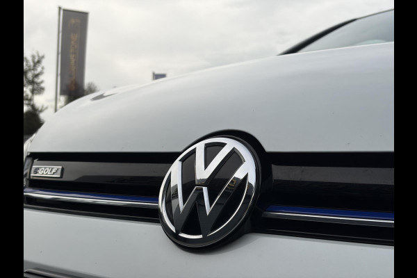Volkswagen e-Golf e-Golf ✓SOH 85,18 %✓2e Eigenaar✓Carplay✓Navi✓Clima✓Cruise✓Pdc V+A✓136pk✓Lm velgen✓Bj 12-2018✓N.A.P✓Apk tot 10-2027