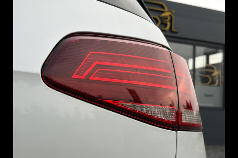 Volkswagen e-Golf e-Golf ✓SOH 85,18 %✓2e Eigenaar✓Carplay✓Navi✓Clima✓Cruise✓Pdc V+A✓136pk✓Lm velgen✓Bj 12-2018✓N.A.P✓Apk tot 10-2027