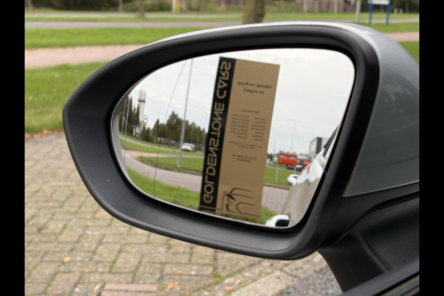Opel Astra Sports Tourer 1.2 Elegance ✓110pk✓Camera✓Carplay✓Navi✓Halfleder✓Keyless✓Trekhaak✓Pdc V+A✓Clima✓Cruise✓Elekt Stoel✓Recent beurt gehad✓Dodehoeksensor✓Rijstrooksensor✓Lm velgen✓N.A.P✓Apk tot 11-2027