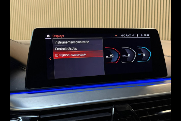 BMW 5 Serie 520i M-Sport|SERVICE-INCLUSIVE|PANO|MEMORY|NAP|SFEERVERLICHTING|STOELVENTILATIE|DISPLAY-KEY|