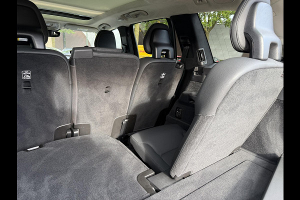 Volvo XC90 Volvo XC90 T8 Plug-in Hybrid ULTIMATE Bright VAN:54.900,- VOOR: 52.877,- UW HERFSTVOORDEEL:2.023,-| SOH 100%| 7 PERSOONS| HARMAN KARDON| 360 CAMERA| ELEK. TREKHAAK|  PANO| ACHTERBANK VERWARMD| HUD| PILOT ASSIST| VOLVO DEALER ONDERHOUDEN|