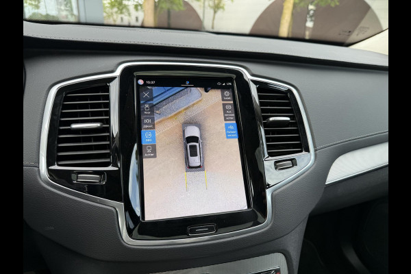 Volvo XC90 Volvo XC90 T8 Plug-in Hybrid ULTIMATE Bright VAN:54.900,- VOOR: 52.877,- UW HERFSTVOORDEEL:2.023,-| SOH 100%| 7 PERSOONS| HARMAN KARDON| 360 CAMERA| ELEK. TREKHAAK|  PANO| ACHTERBANK VERWARMD| HUD| PILOT ASSIST| VOLVO DEALER ONDERHOUDEN|