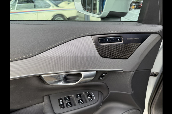 Volvo XC90 Volvo XC90 T8 Plug-in Hybrid ULTIMATE Bright VAN:54.900,- VOOR: 52.877,- UW HERFSTVOORDEEL:2.023,-| SOH 100%| 7 PERSOONS| HARMAN KARDON| 360 CAMERA| ELEK. TREKHAAK|  PANO| ACHTERBANK VERWARMD| HUD| PILOT ASSIST| VOLVO DEALER ONDERHOUDEN|