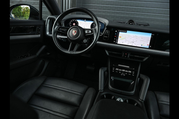 Porsche Cayenne Coupé 3.0 E-Hybrid | Panoramadak | NL-Auto | Dealeronderhouden | Sport Chrono | Bose | Memory Seats | Stoelverwarming + Ventilatie | Luchtvering | Stuurverwaming | Trekhaak |