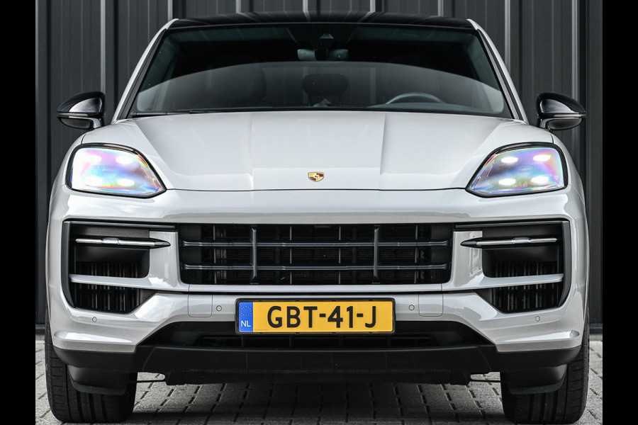 Porsche Cayenne Coupé 3.0 E-Hybrid | Panoramadak | NL-Auto | Dealeronderhouden | Sport Chrono | Bose | Memory Seats | Stoelverwarming + Ventilatie | Luchtvering | Stuurverwaming | Trekhaak |