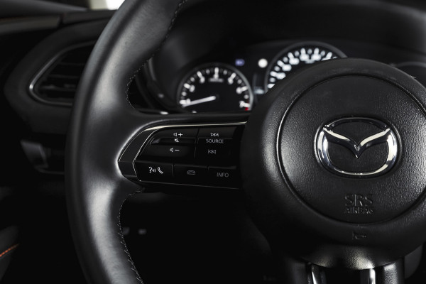 Mazda CX-30 2.0 e-SkyActiv-X 186 PK M Hybrid Nagisa Org. NL. | Adapt. Cruise | Trekhaak | Stoelverw. | PDC | Camera | NAV + App. Connect | ECC | Bose | Elek. Klep | LM 18" |