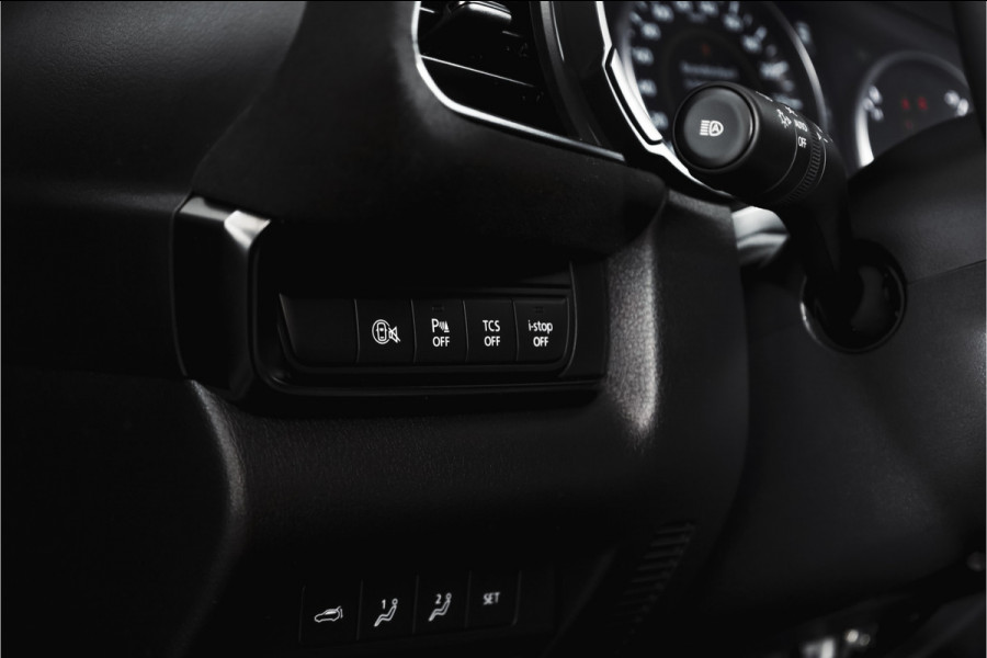 Mazda CX-30 2.0 e-SkyActiv-X 186 PK M Hybrid Nagisa Org. NL. | Adapt. Cruise | Trekhaak | Stoelverw. | PDC | Camera | NAV + App. Connect | ECC | Bose | Elek. Klep | LM 18" |