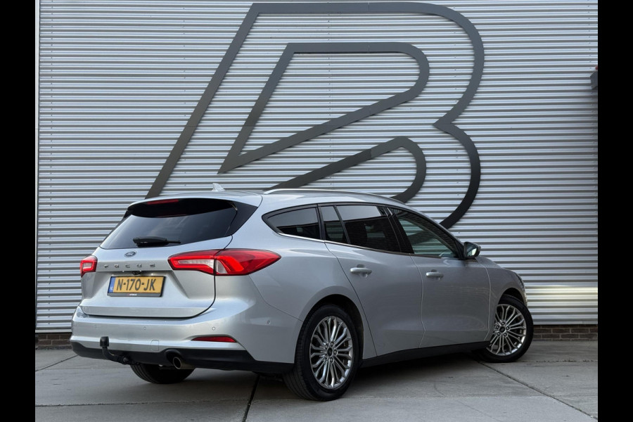 Ford FOCUS Wagon 1.0 EcoBoost Titanium Business 2e Eigenaar|Navi|Camera|Trekhaak|Clima|Stoelverwarming|PDC V+A|Carplay|APK tot 04-2027