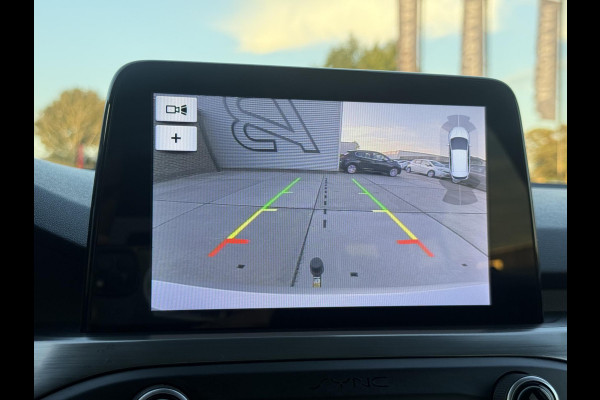 Ford FOCUS Wagon 1.0 EcoBoost Titanium Business 2e Eigenaar|Navi|Camera|Trekhaak|Clima|Stoelverwarming|PDC V+A|Carplay|APK tot 04-2027