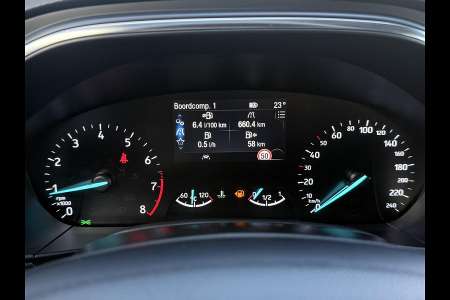 Ford FOCUS Wagon 1.0 EcoBoost Titanium Business 2e Eigenaar|Navi|Camera|Trekhaak|Clima|Stoelverwarming|PDC V+A|Carplay|APK tot 04-2027