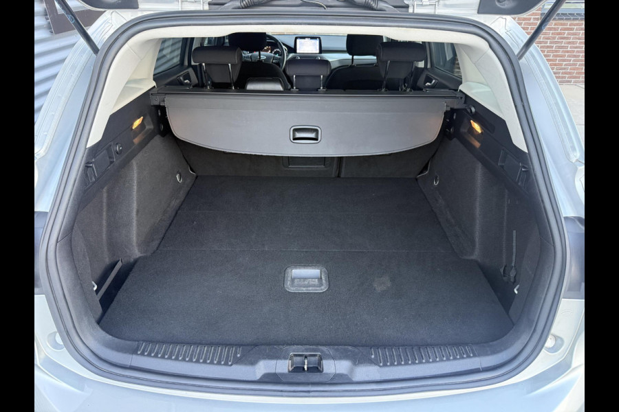 Ford FOCUS Wagon 1.0 EcoBoost Titanium Business 2e Eigenaar|Navi|Camera|Trekhaak|Clima|Stoelverwarming|PDC V+A|Carplay|APK tot 04-2027