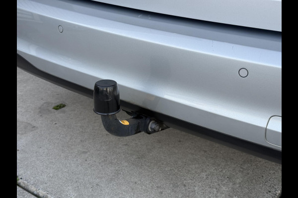 Ford FOCUS Wagon 1.0 EcoBoost Titanium Business 2e Eigenaar|Navi|Camera|Trekhaak|Clima|Stoelverwarming|PDC V+A|Carplay|APK tot 04-2027